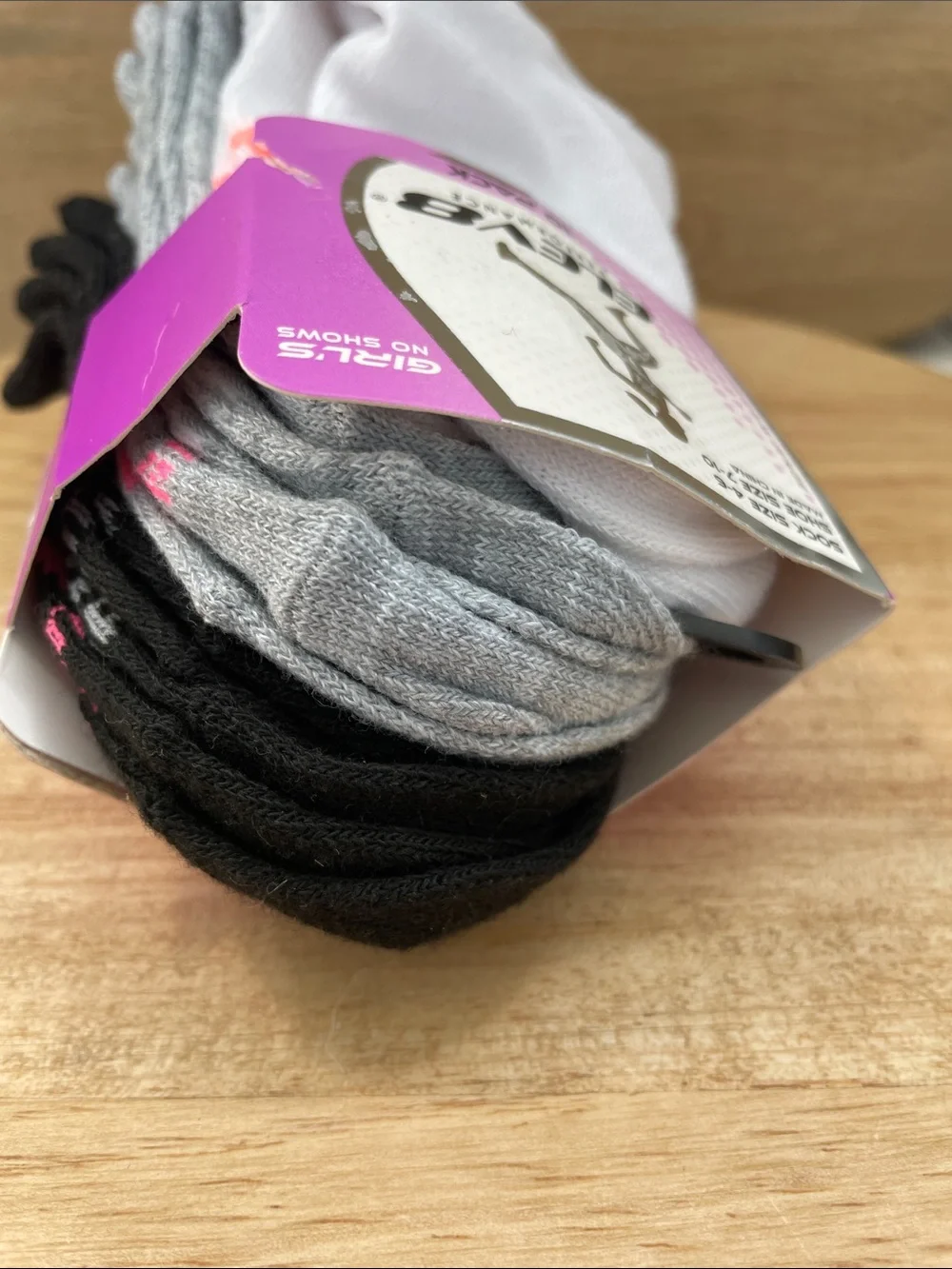 SALE! 50% Off NWT Elev8 Performance Girls No-Show Socks - 9 Pack Shoe Size 7-10